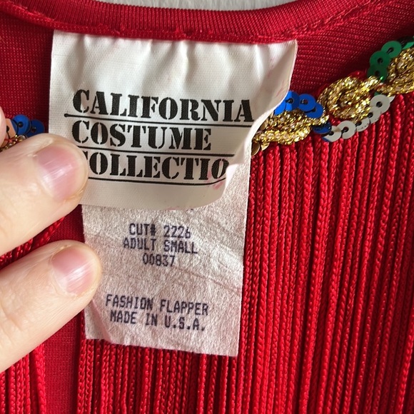 Red fringe sequined flapper dress - Picture 5 of 7